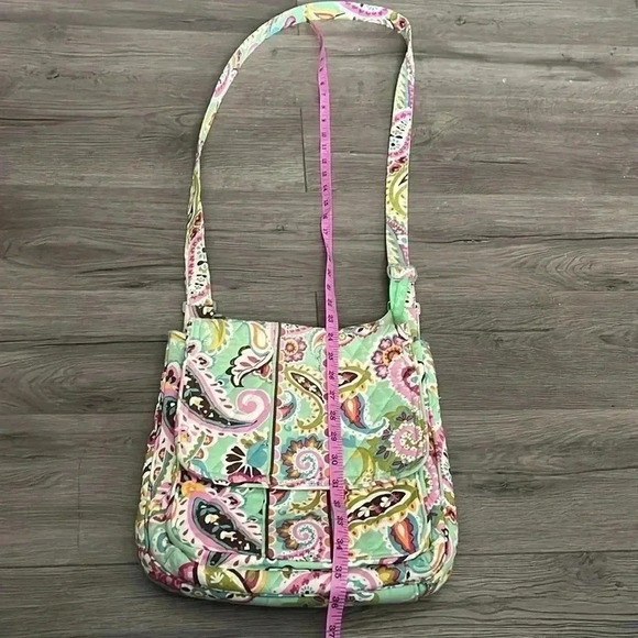 Vera Bradley  Crossbody Messenger "Tutti Frutti" Retired Patterns Bag - Picture 3 of 12